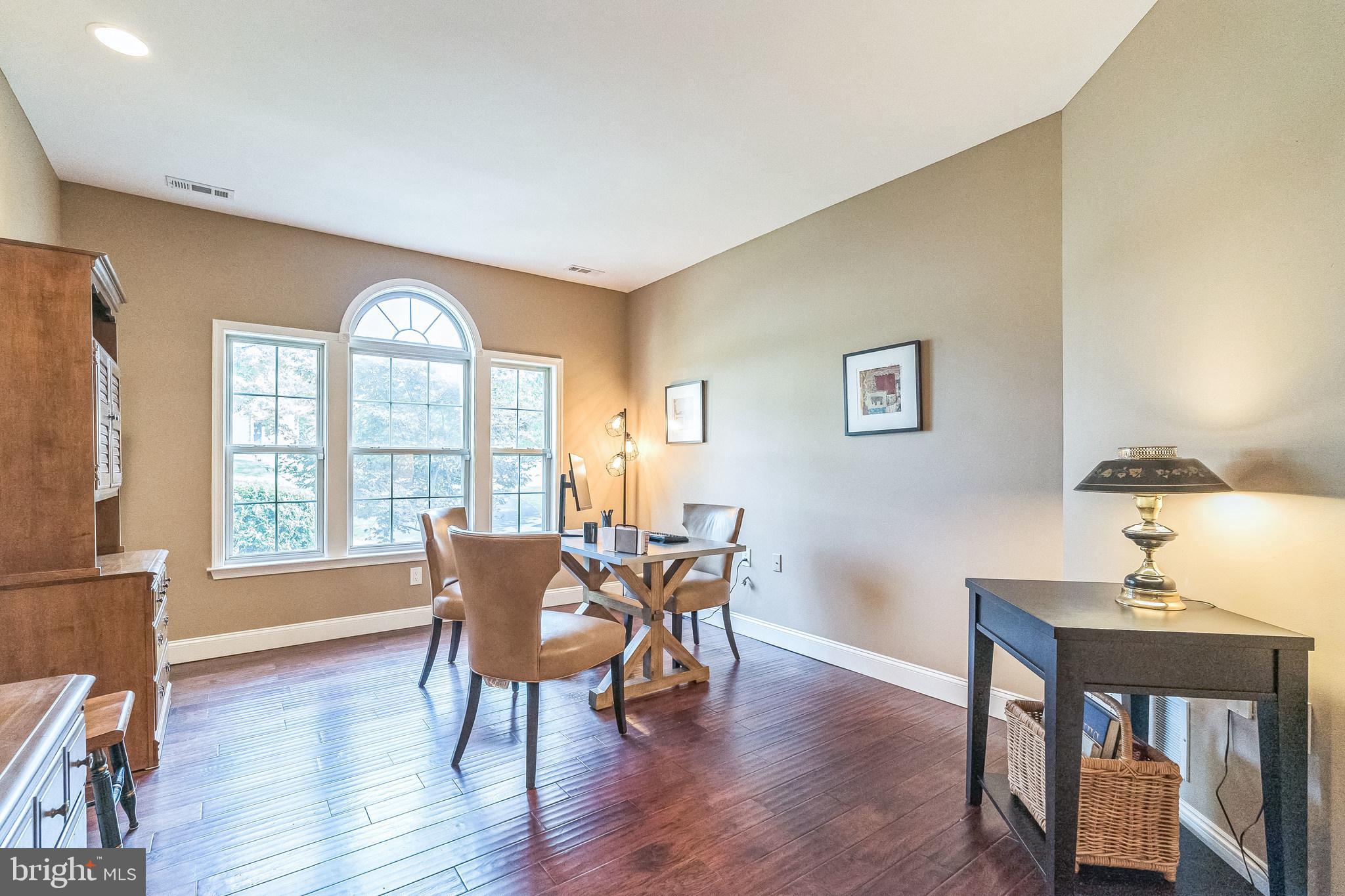 5 Legacy Oaks Dr