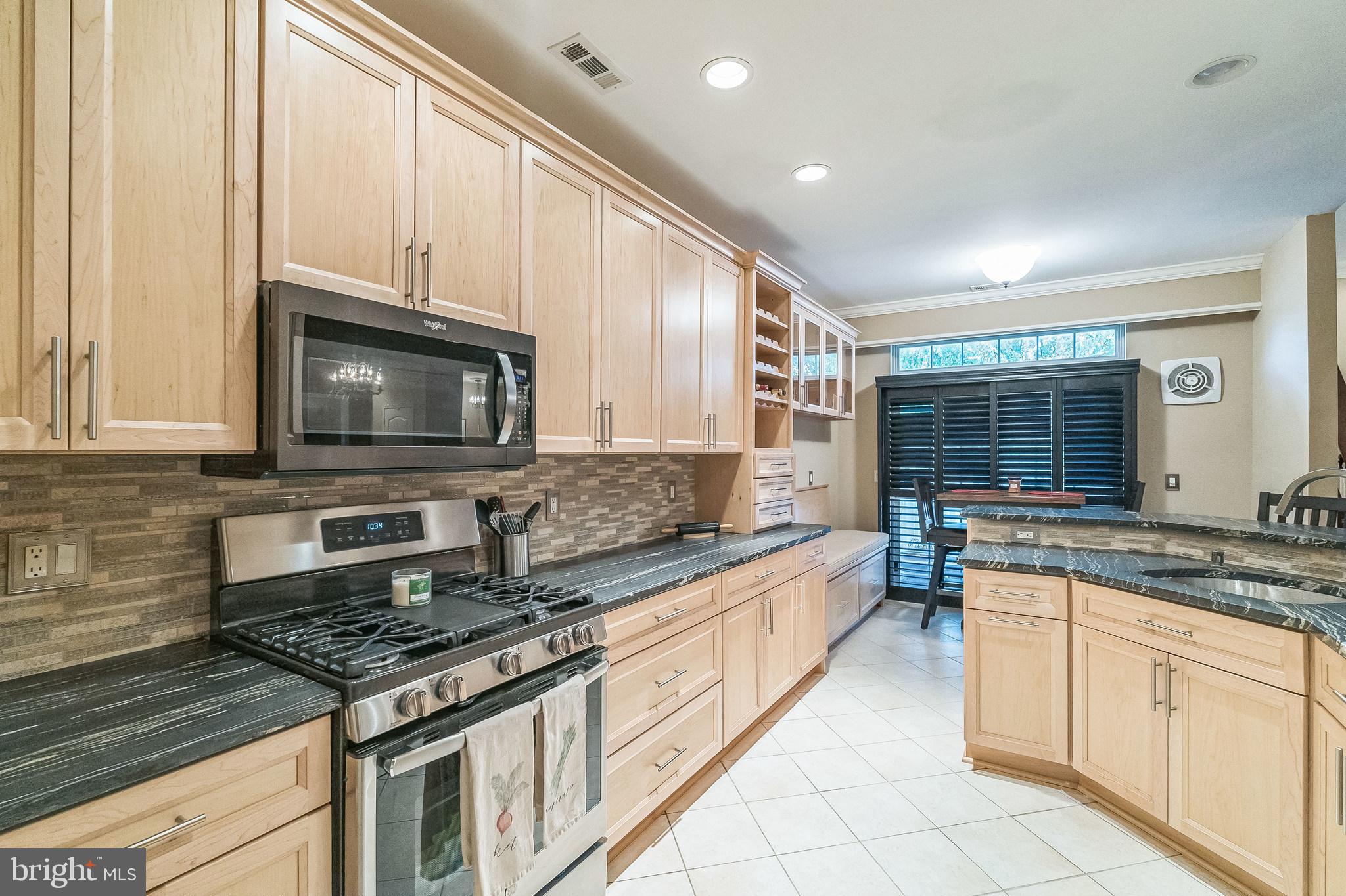5 Legacy Oaks Dr