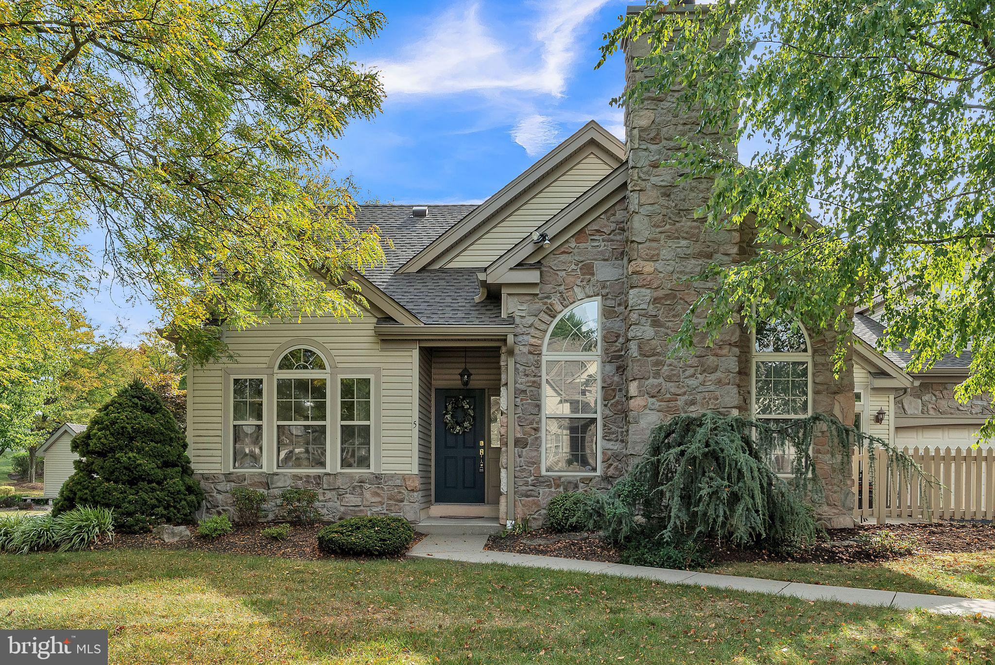 5 Legacy Oaks Dr