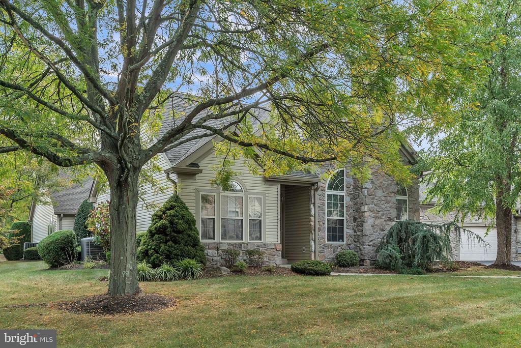5 Legacy Oaks Dr
