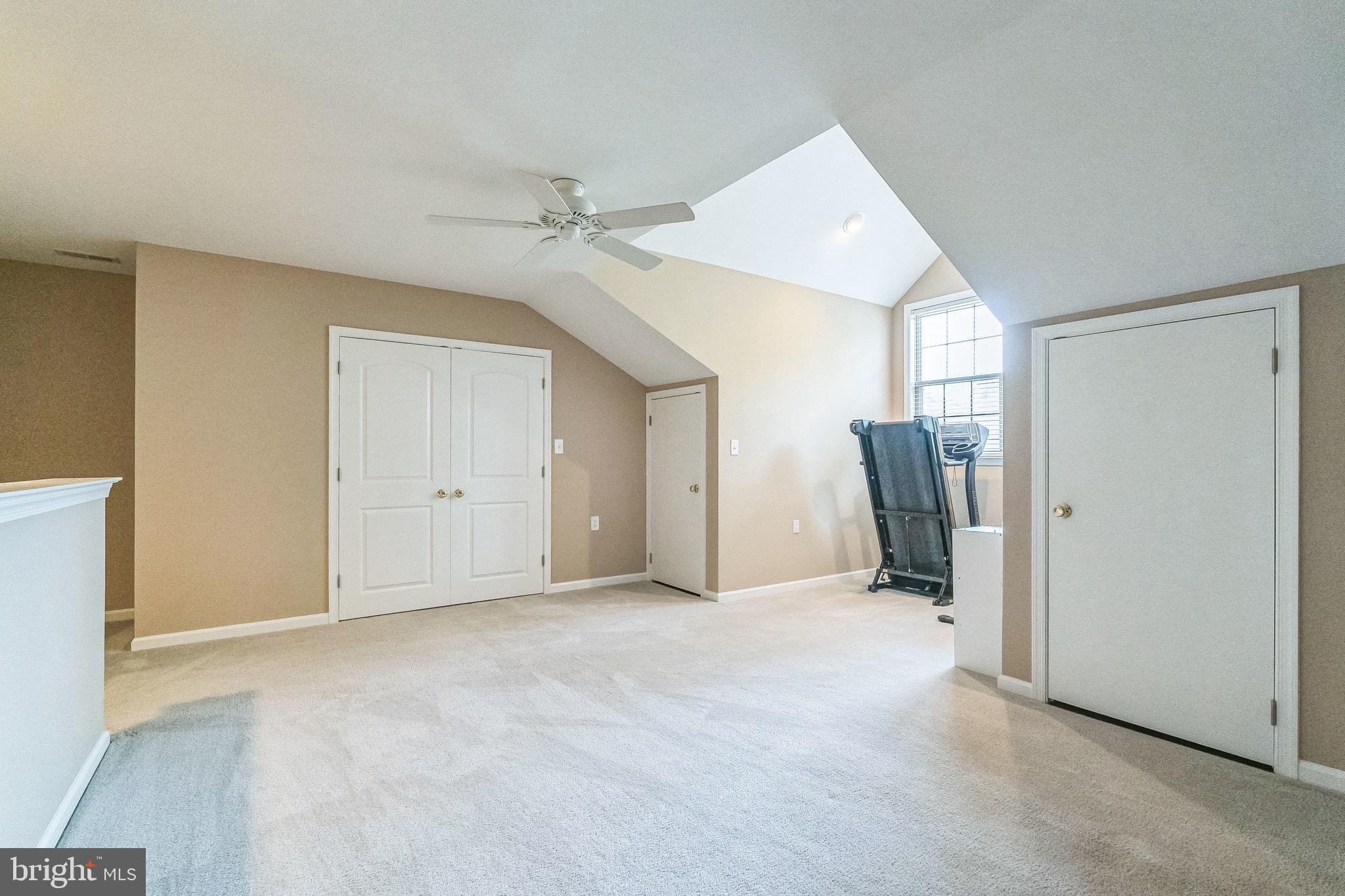 5 Legacy Oaks Dr