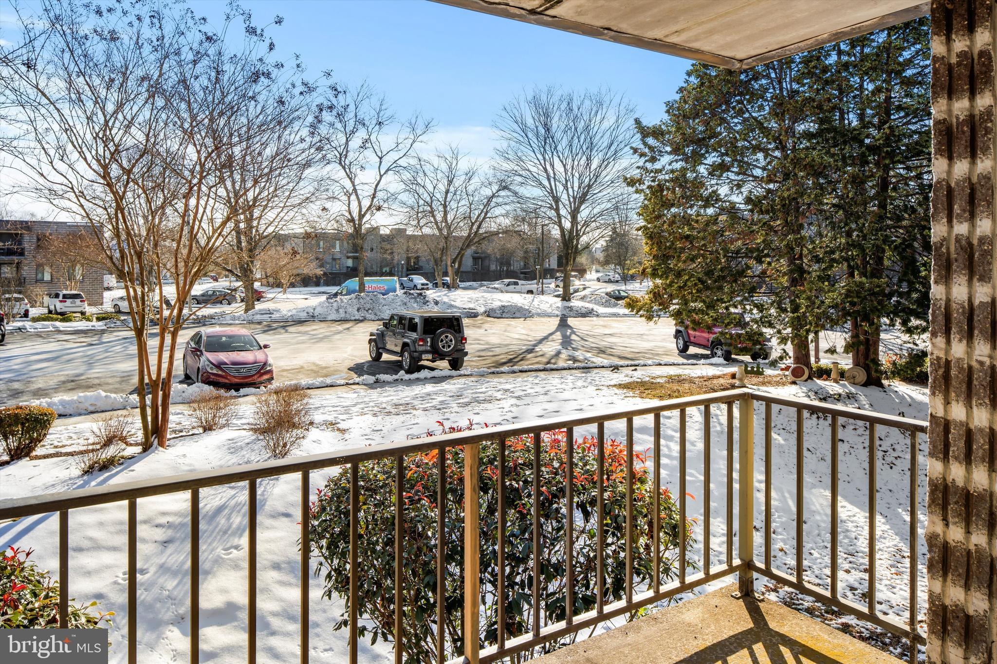 223 E Village Rd