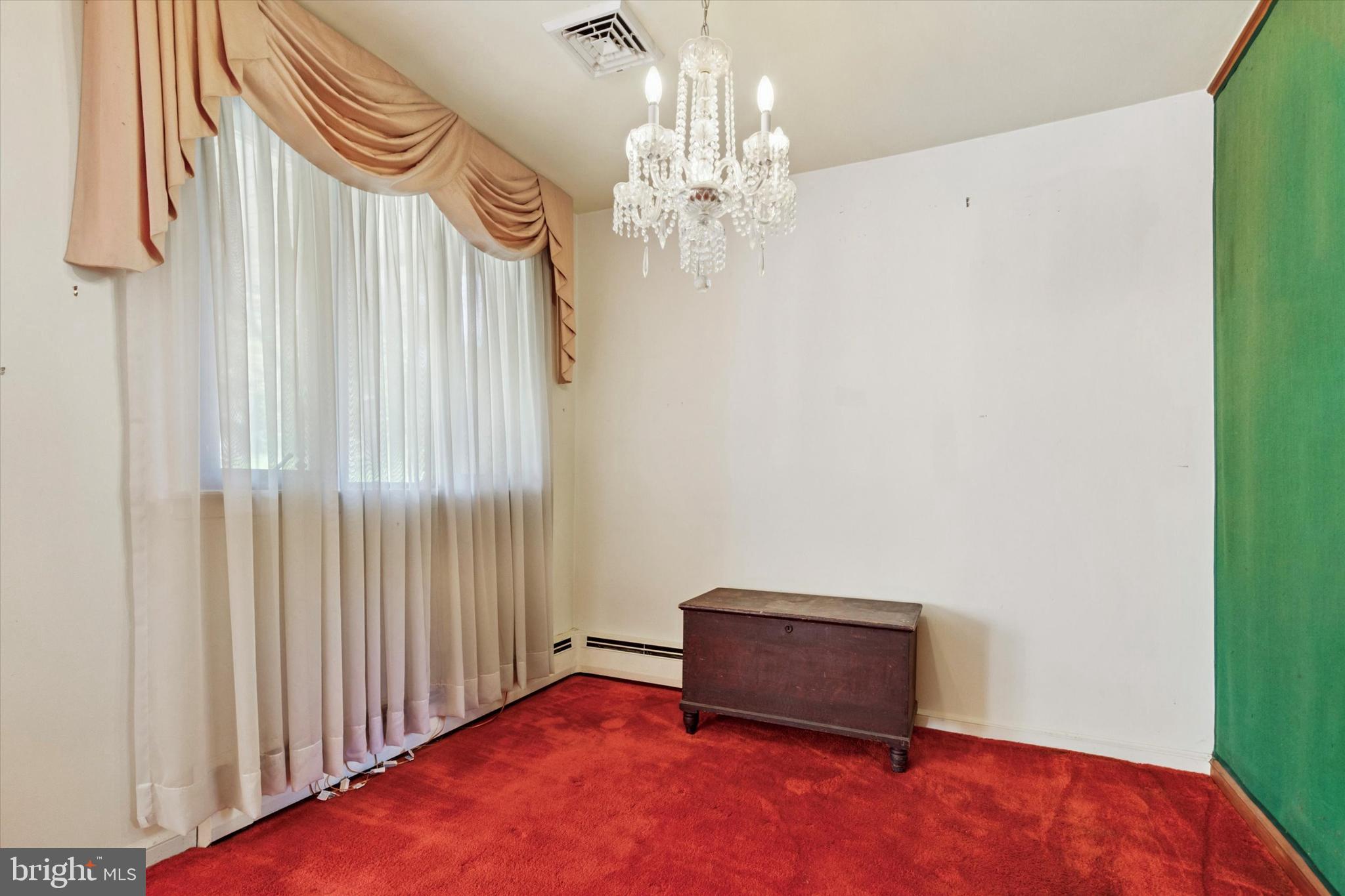 4270 SUNNYSIDE DRIVE