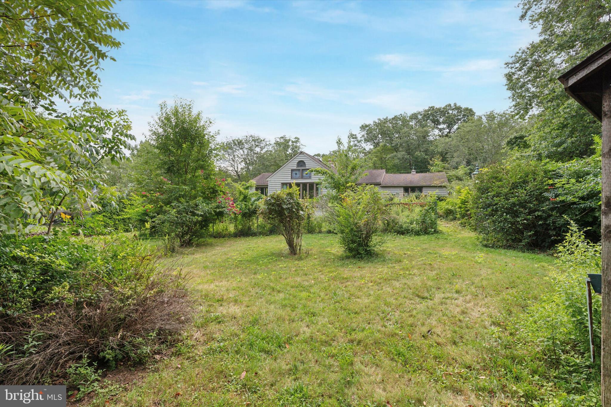 4270 SUNNYSIDE DRIVE