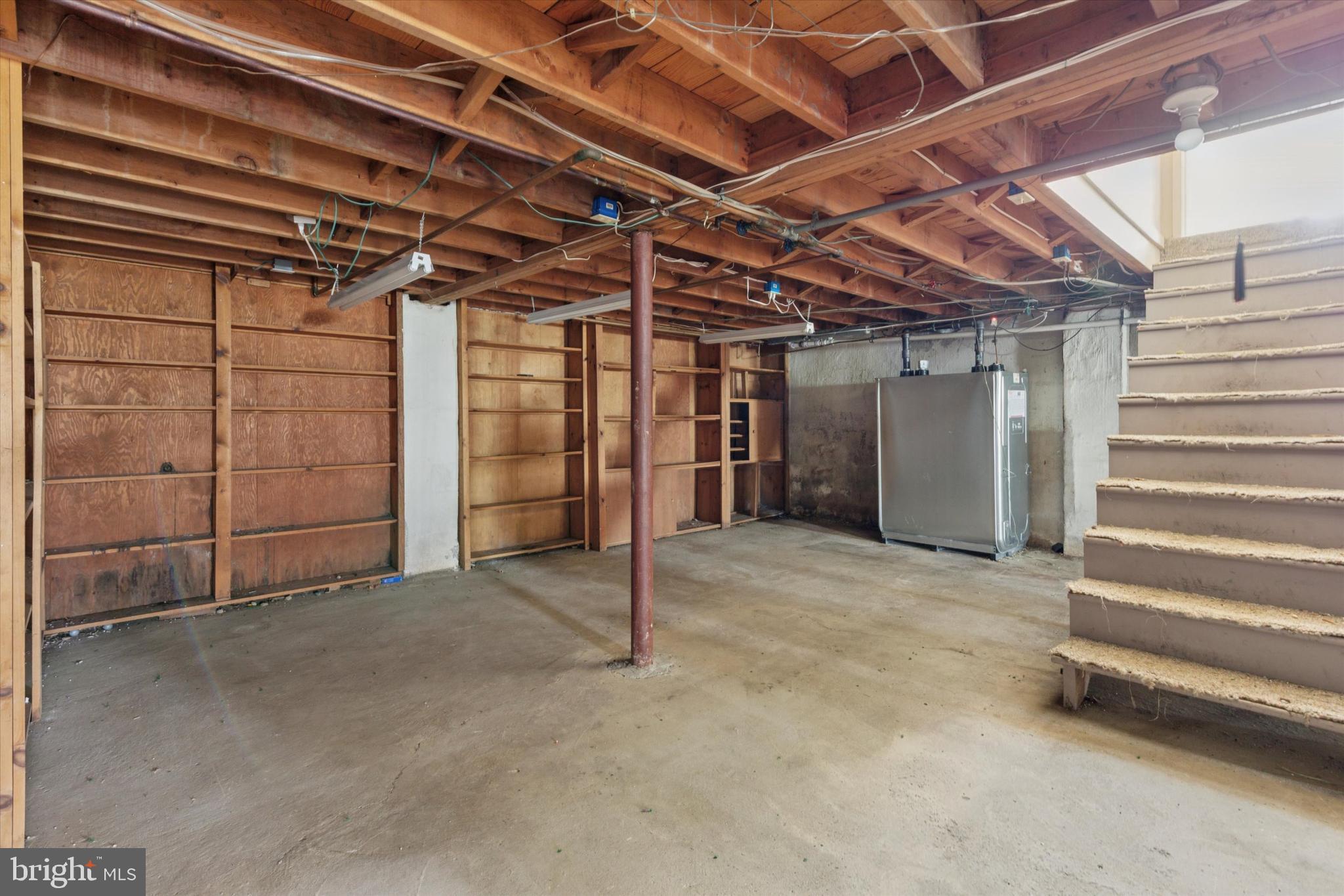 4270 SUNNYSIDE DRIVE