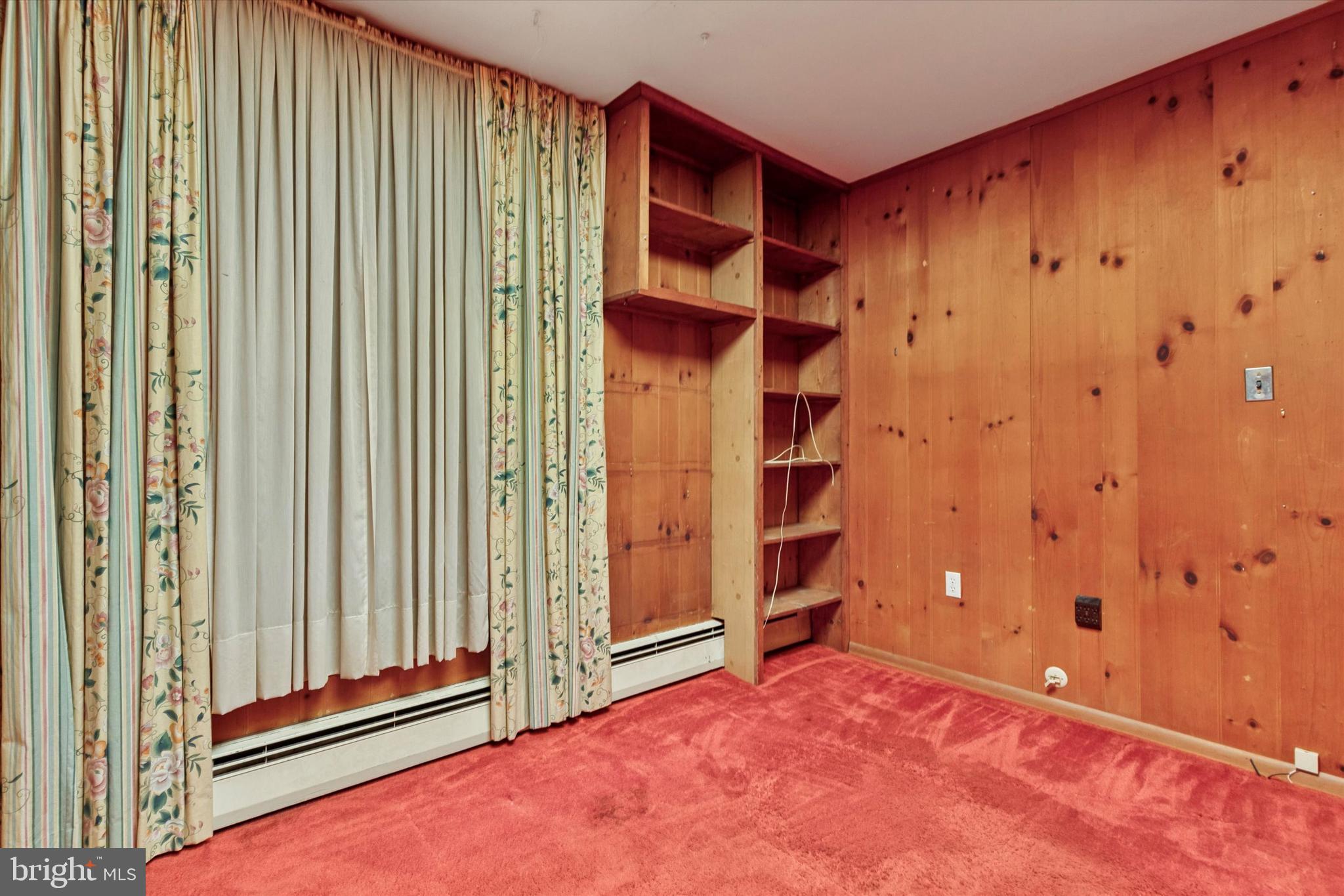 4270 SUNNYSIDE DRIVE