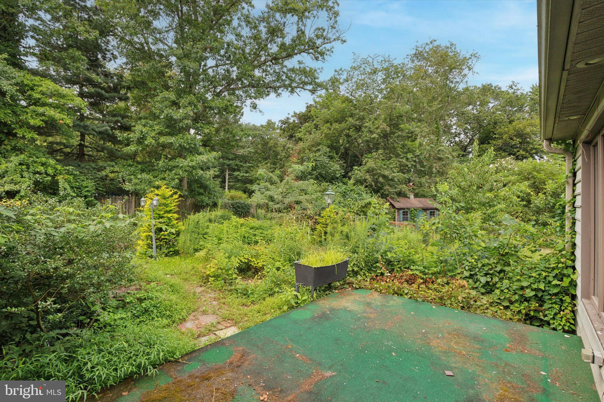 4270 SUNNYSIDE DRIVE