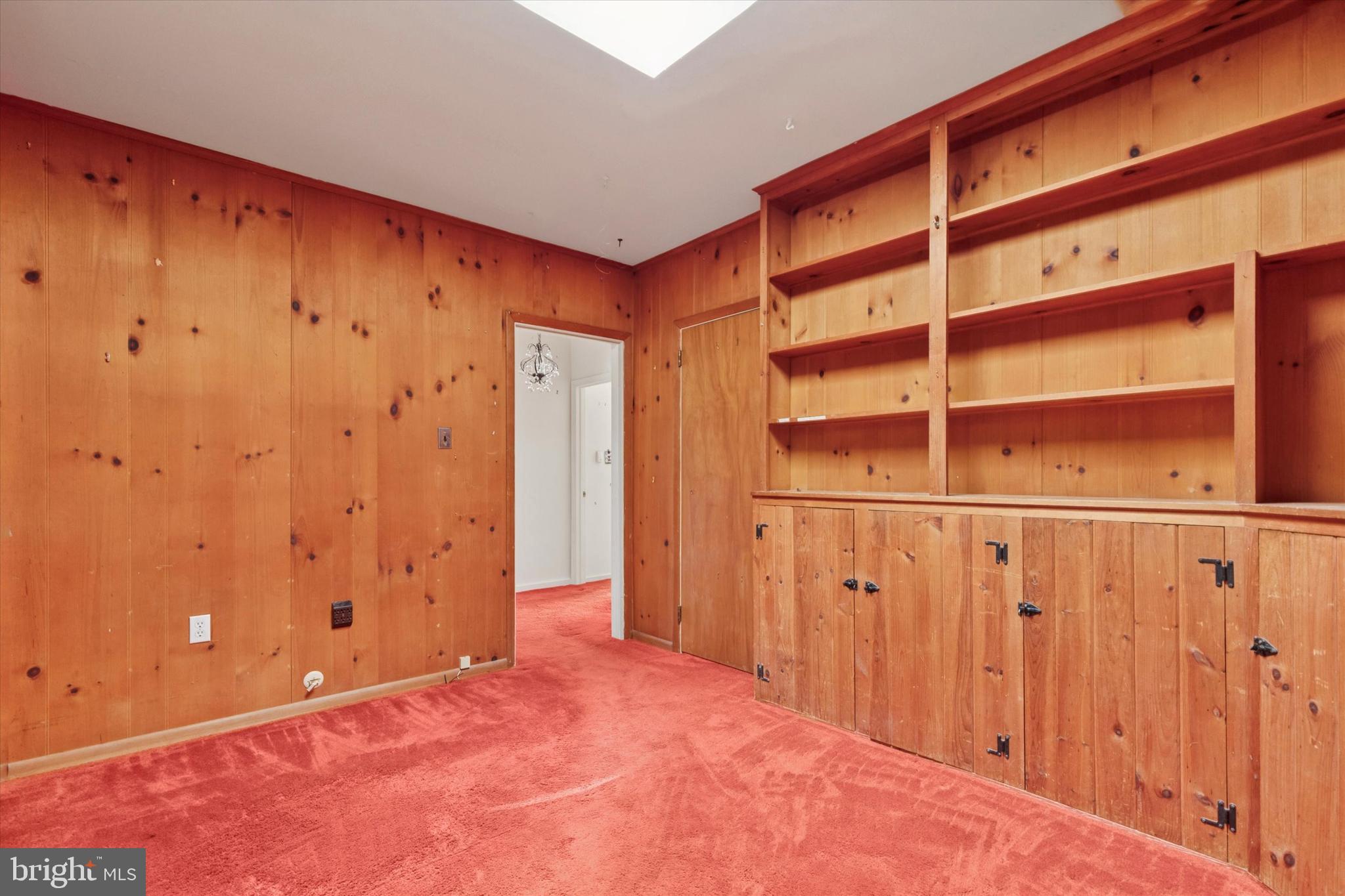 4270 SUNNYSIDE DRIVE