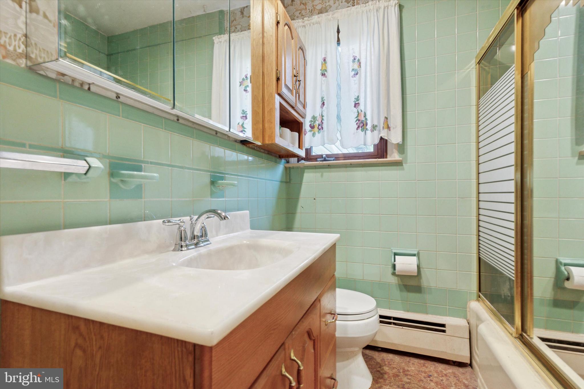 4270 SUNNYSIDE DRIVE