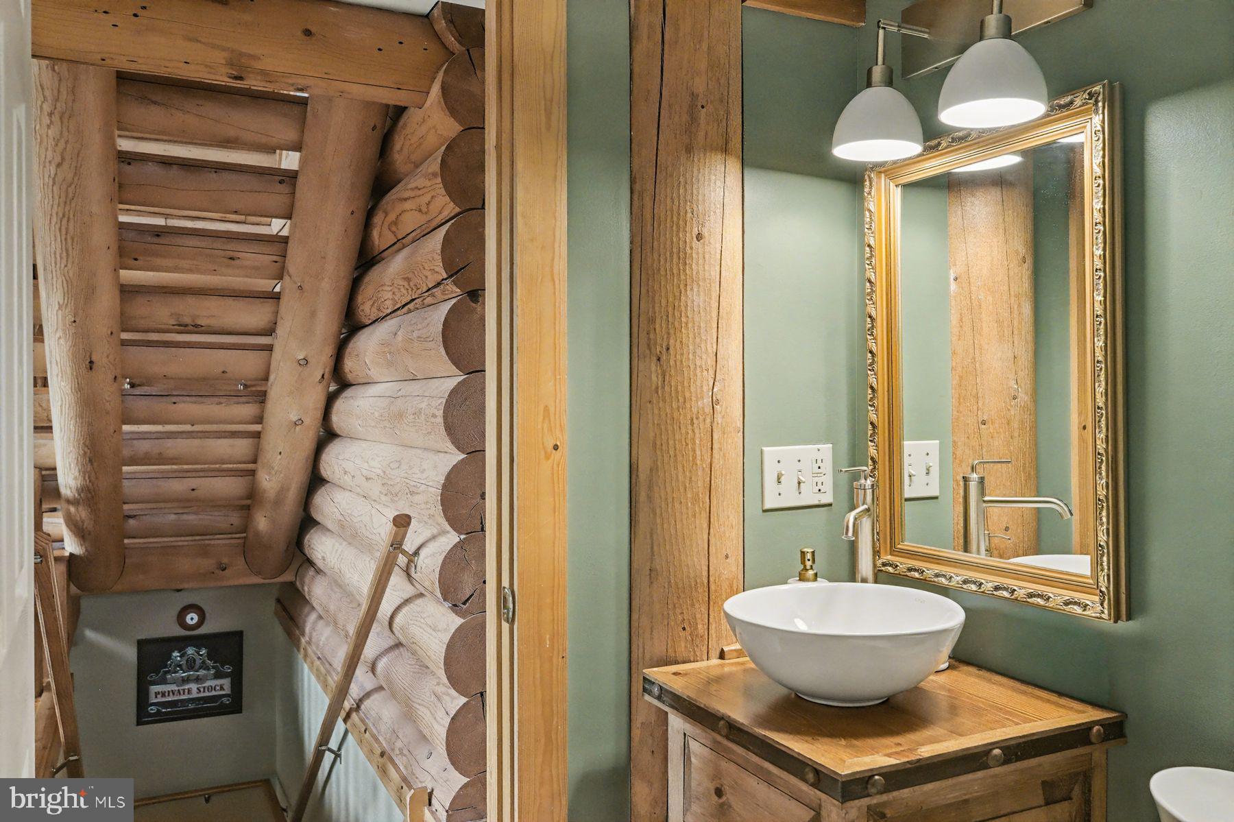 5730 CARVERSVILLE ROAD