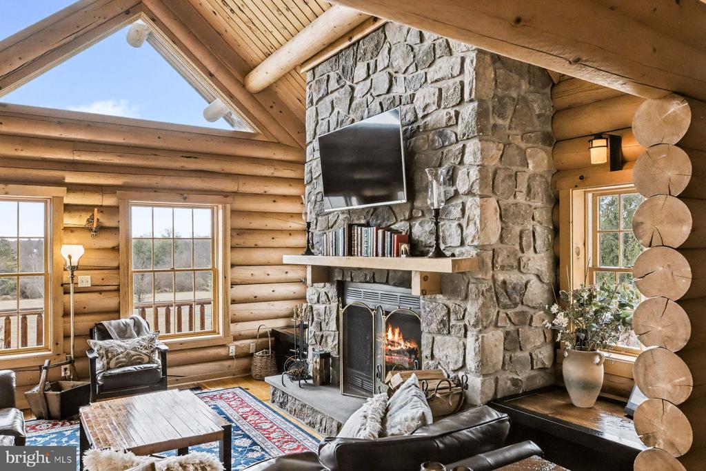 5730 CARVERSVILLE ROAD