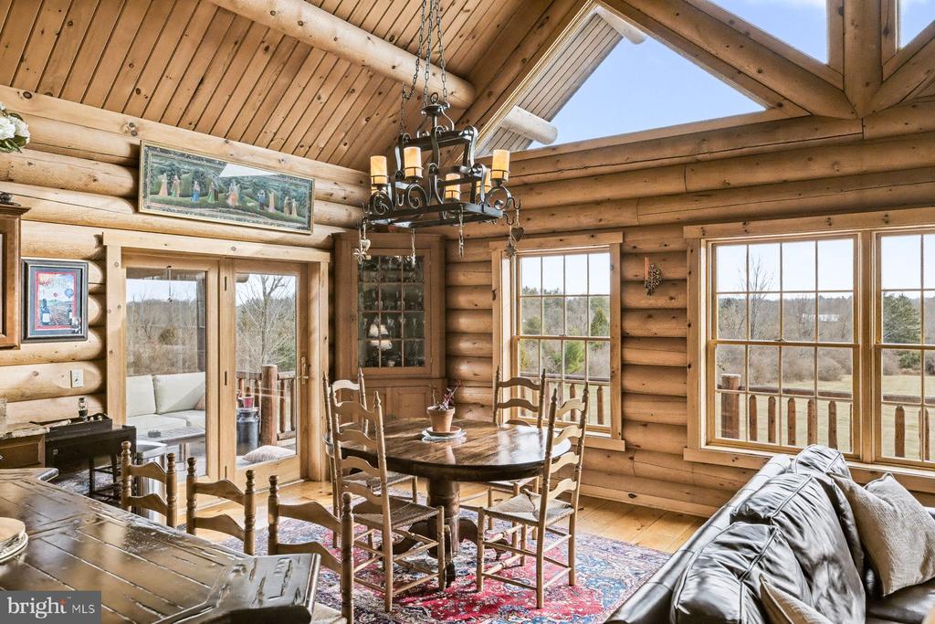 5730 CARVERSVILLE ROAD