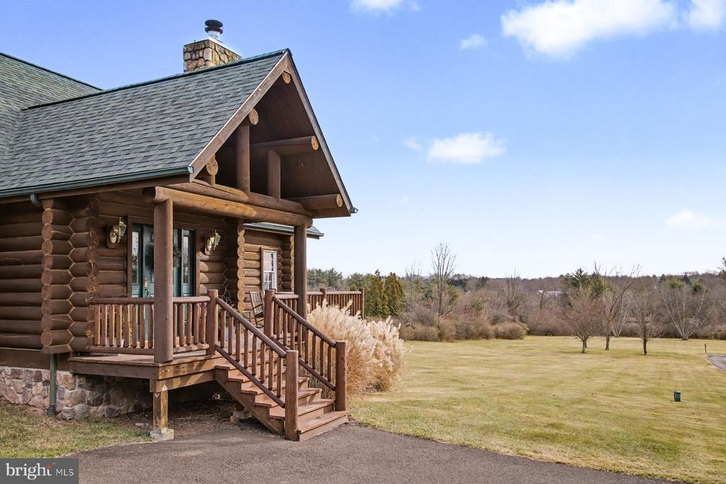 5730 CARVERSVILLE ROAD