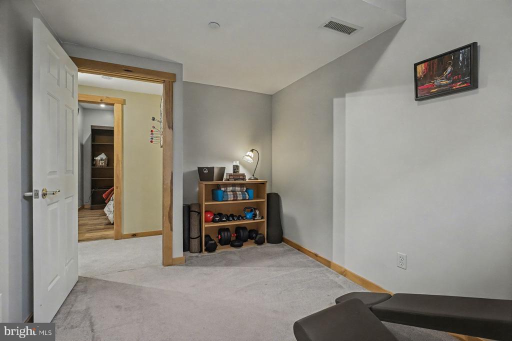5730 CARVERSVILLE ROAD