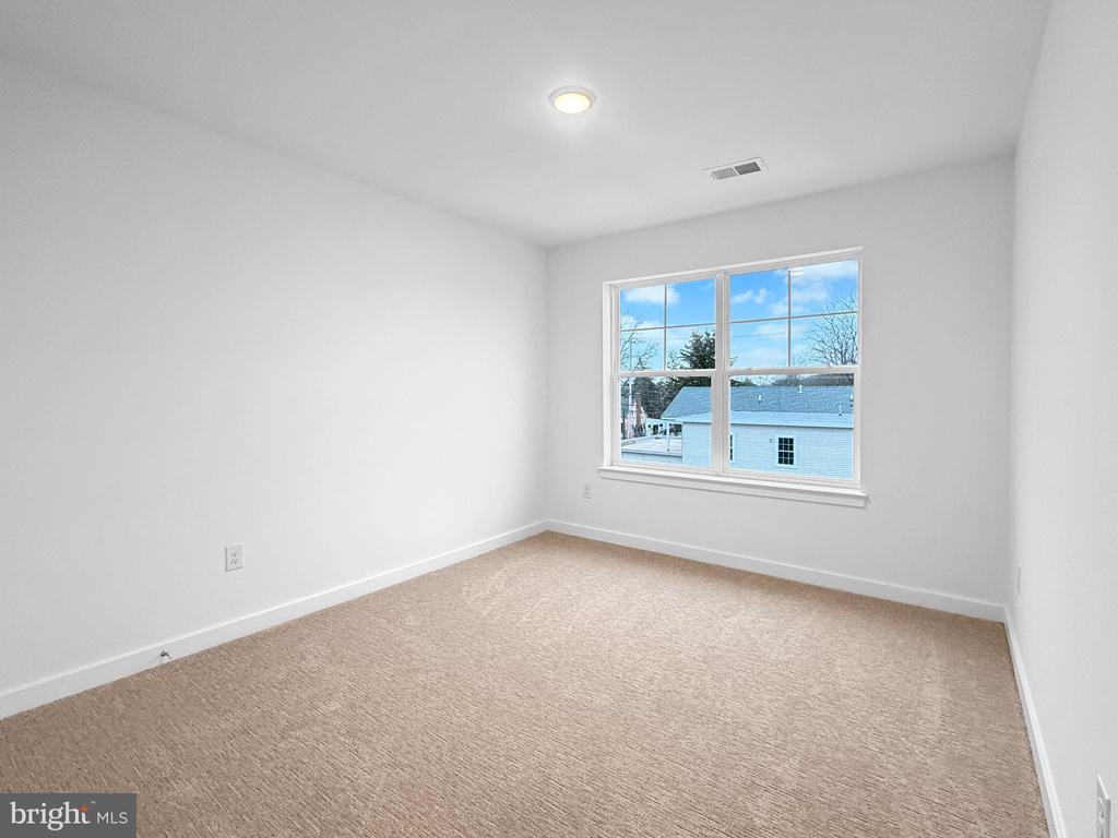 Lot 7 W BUTLER AVENUE
