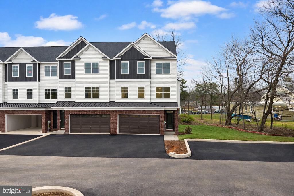 Lot 7 W BUTLER AVENUE