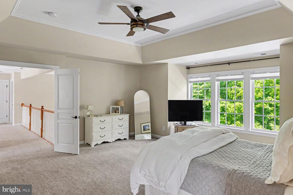 2818 MOUNTAIN LAUREL DRIVE