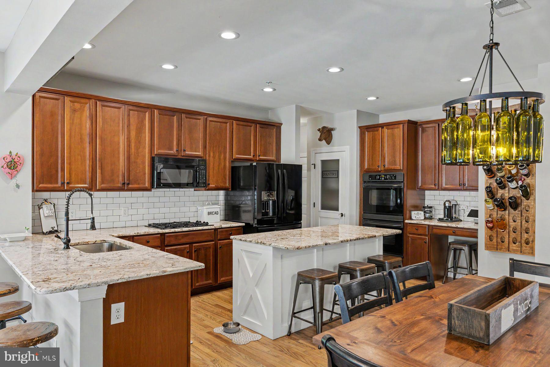 2818 MOUNTAIN LAUREL DRIVE