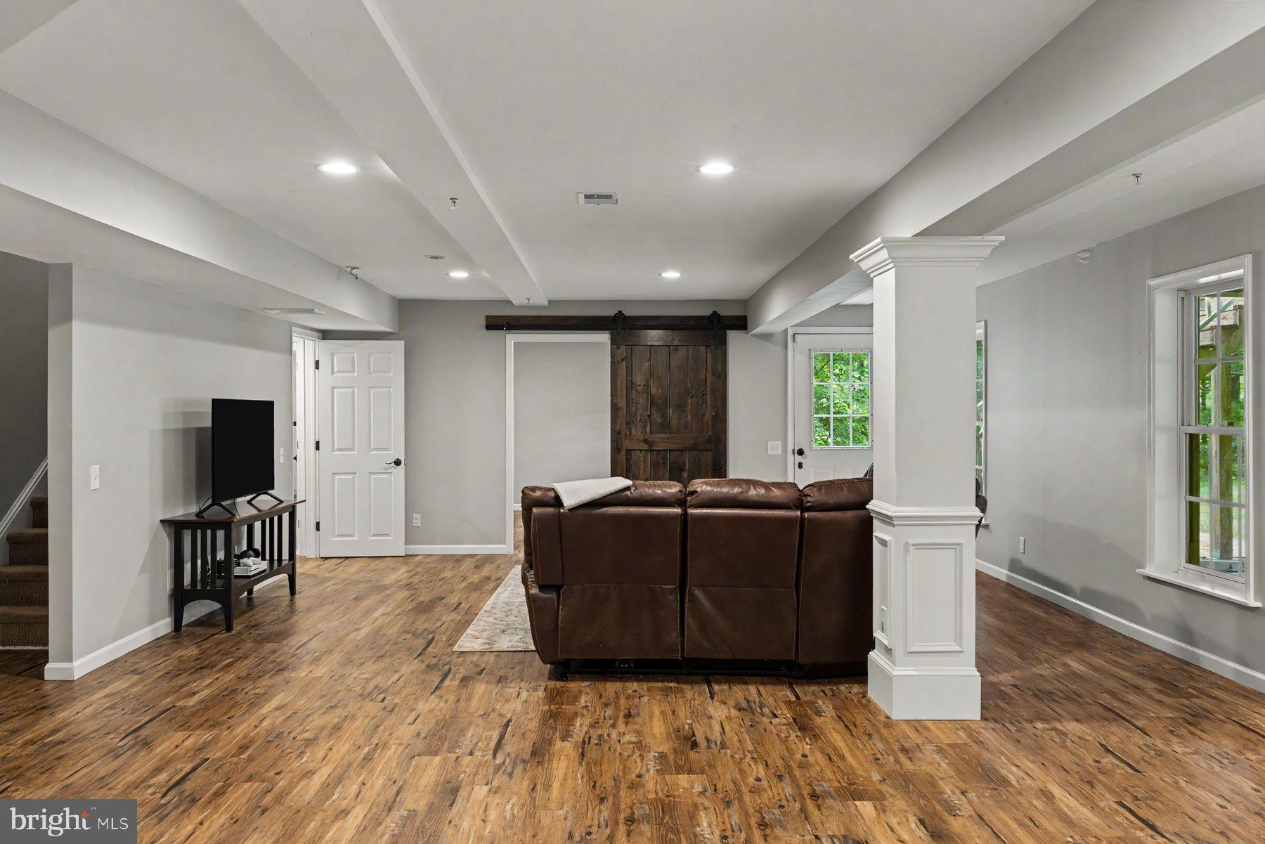 2818 MOUNTAIN LAUREL DRIVE