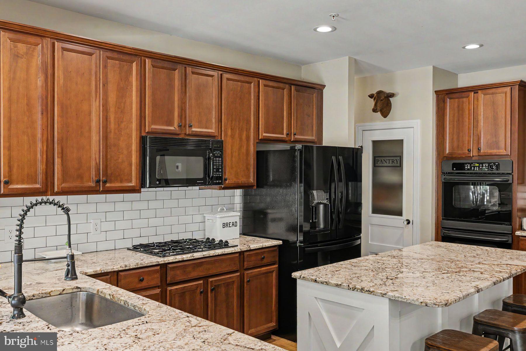 2818 MOUNTAIN LAUREL DRIVE