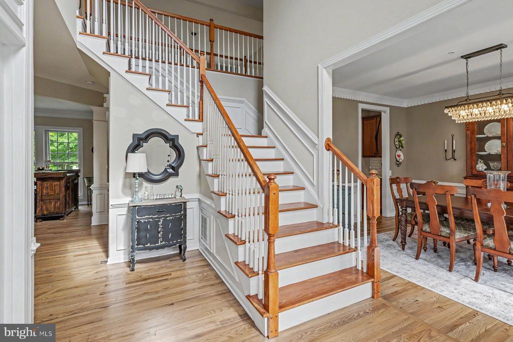 2818 MOUNTAIN LAUREL DRIVE