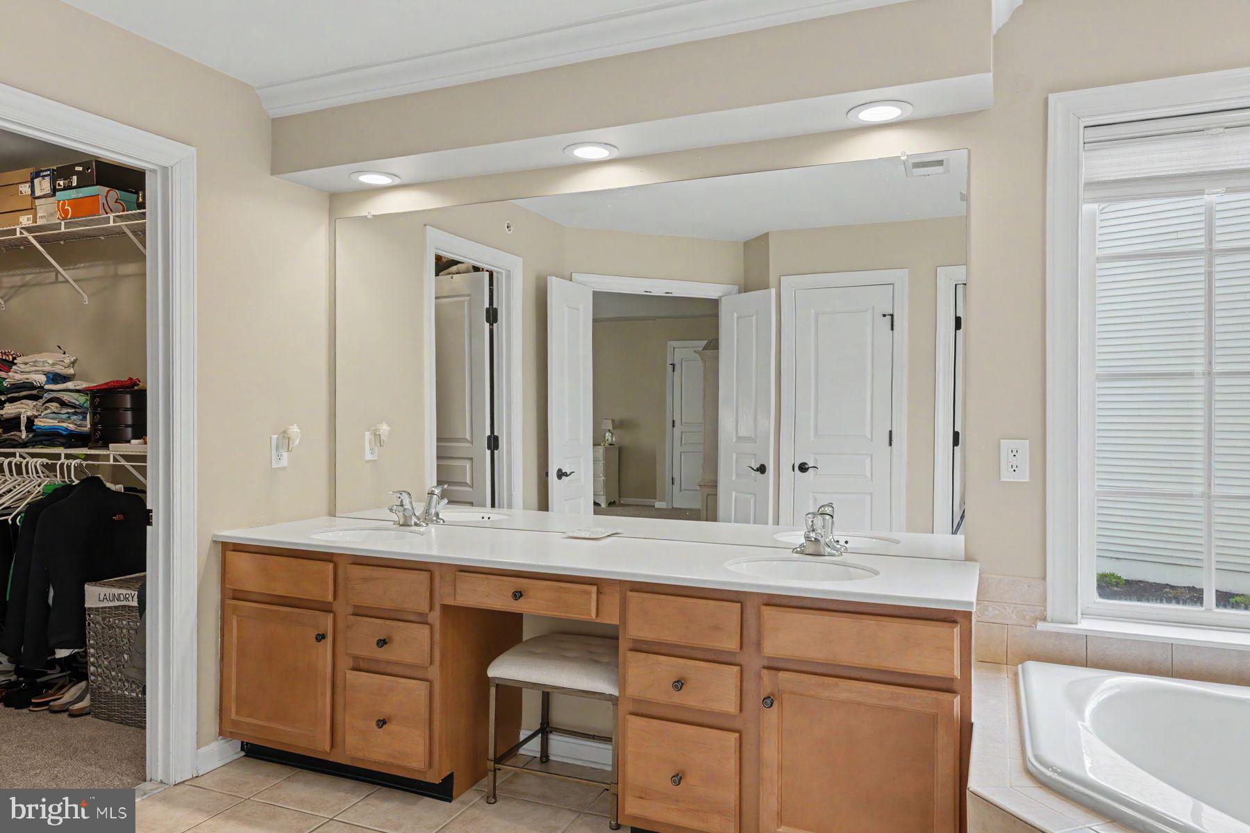 2818 MOUNTAIN LAUREL DRIVE