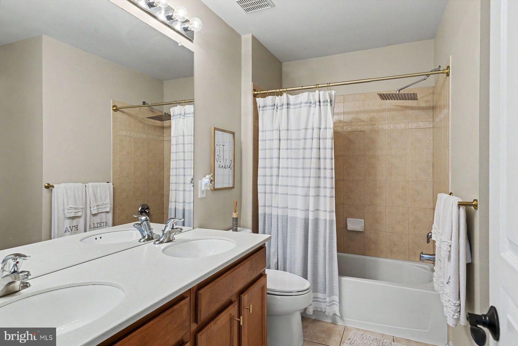 2818 MOUNTAIN LAUREL DRIVE