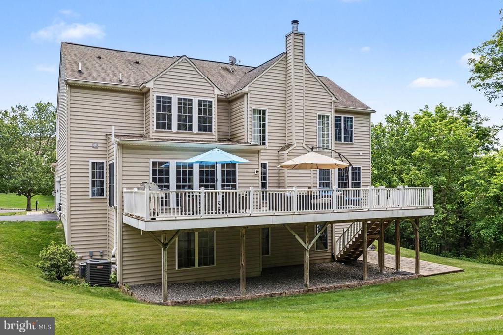 2818 MOUNTAIN LAUREL DRIVE
