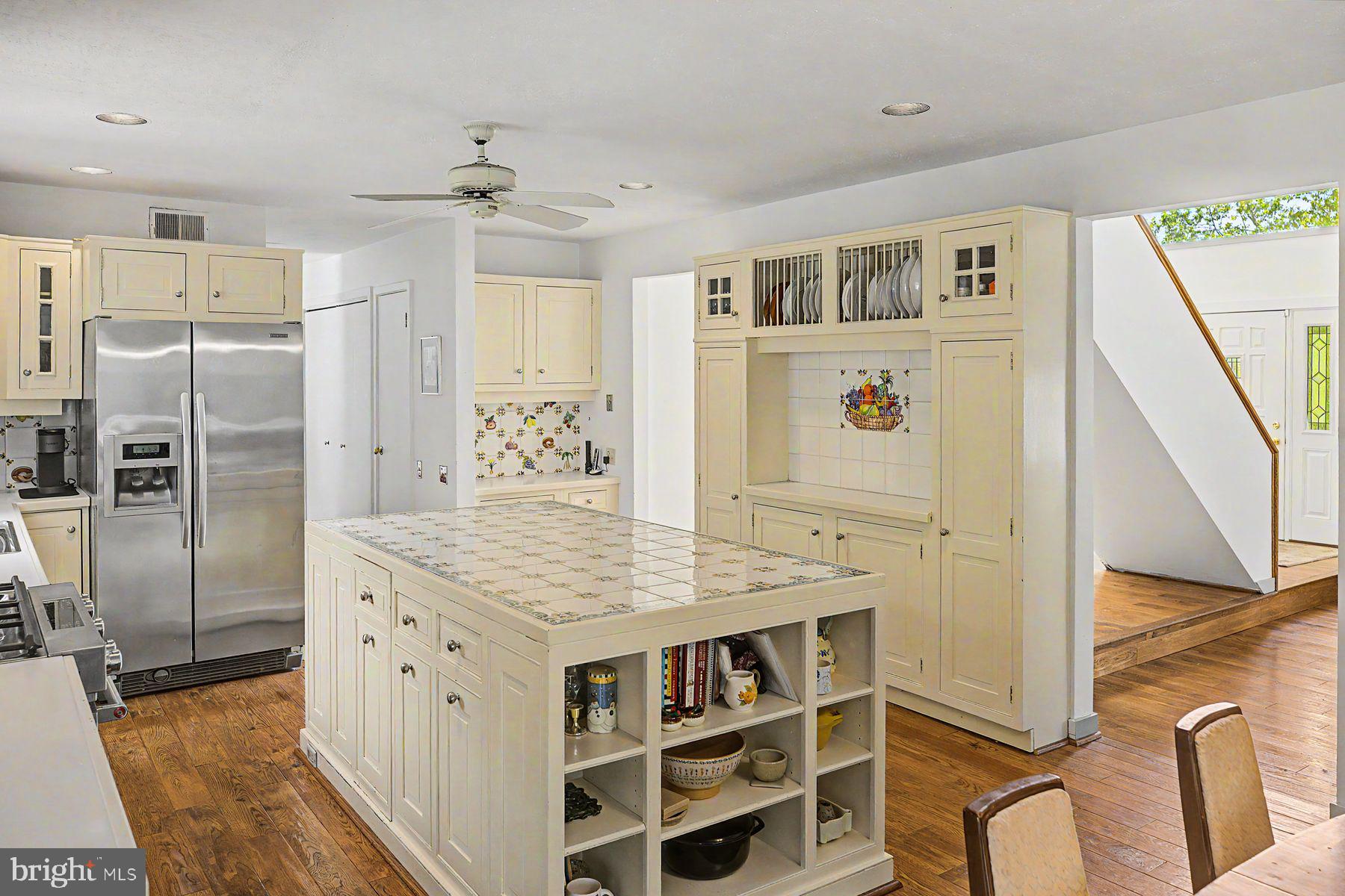 5728 CARVERSVILLE ROAD