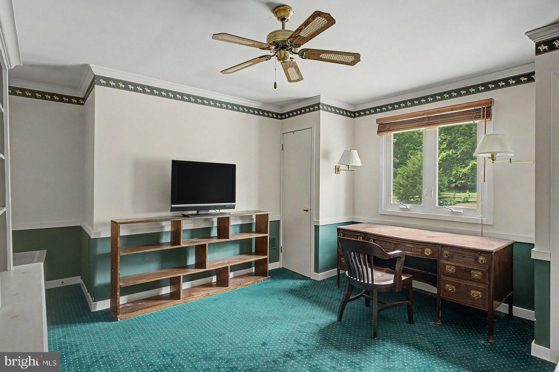 5728 CARVERSVILLE ROAD