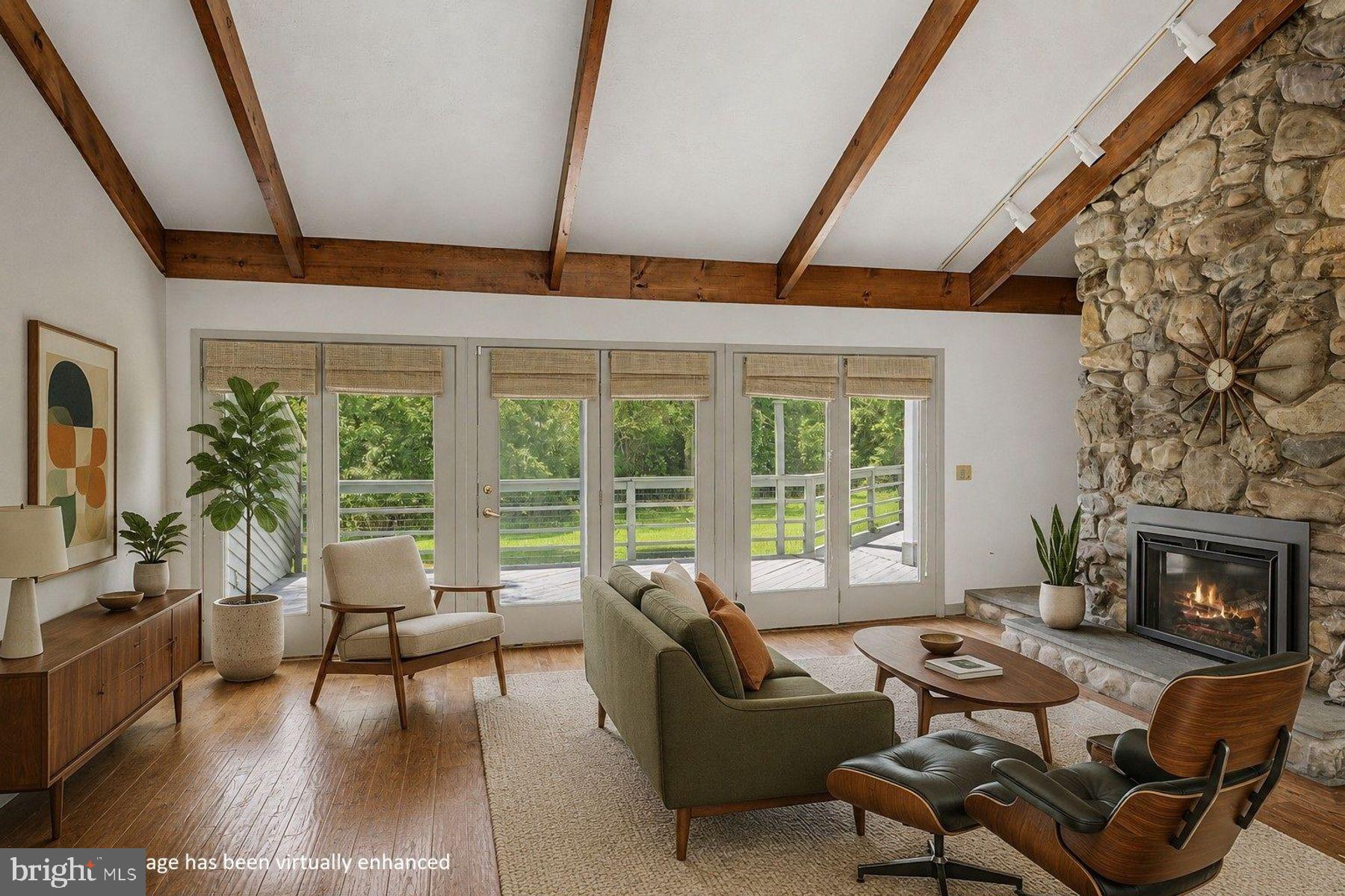 5728 CARVERSVILLE ROAD
