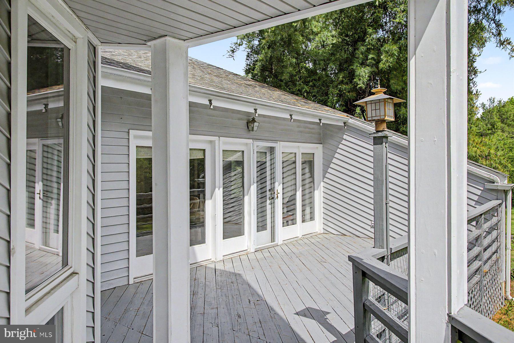 5728 CARVERSVILLE ROAD