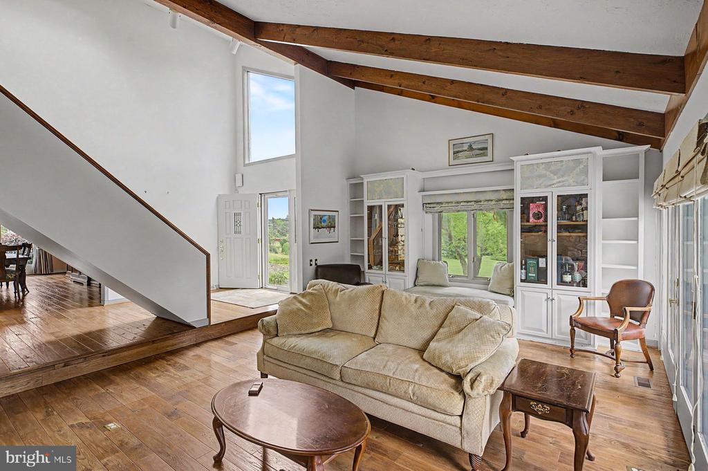 5728 CARVERSVILLE ROAD