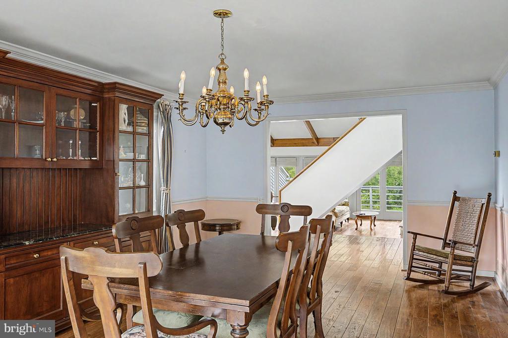 5728 CARVERSVILLE ROAD