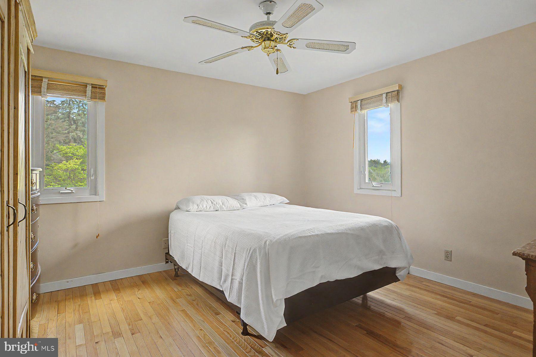 5728 CARVERSVILLE ROAD