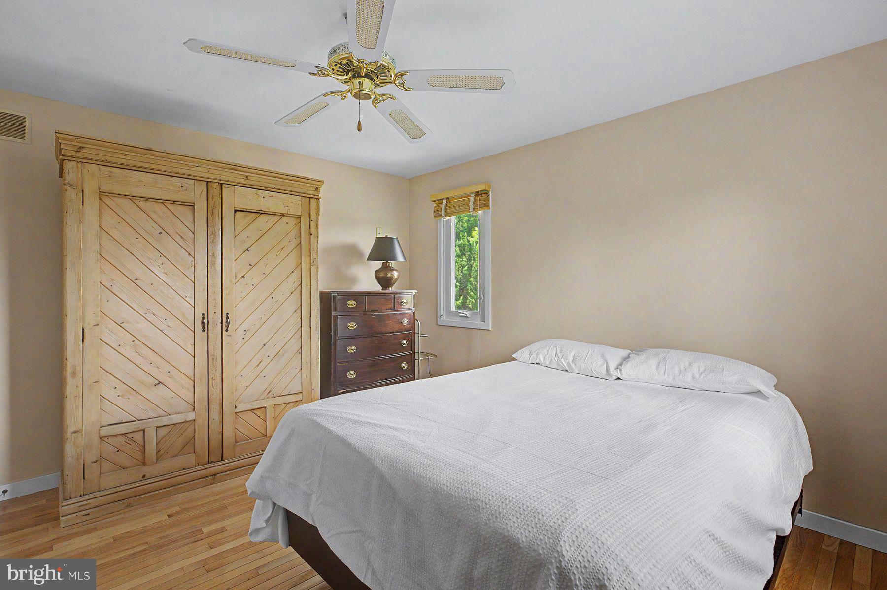 5728 CARVERSVILLE ROAD