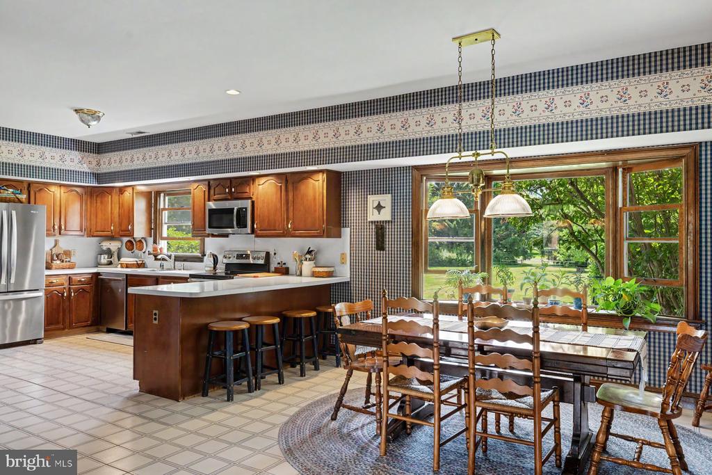 48 BOBBIE DRIVE