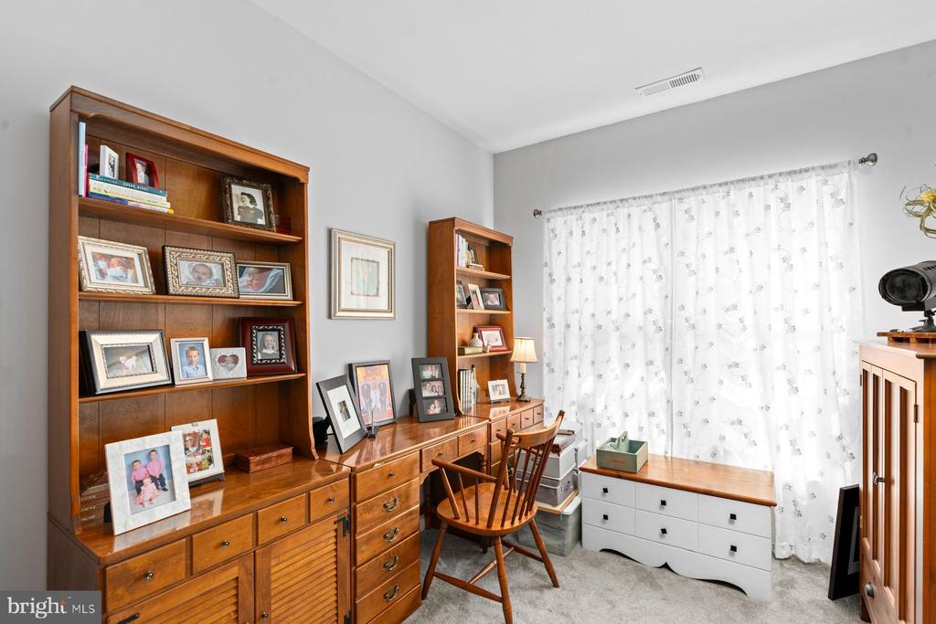 100 DOUGLAS FIR DRIVE Unit: 102