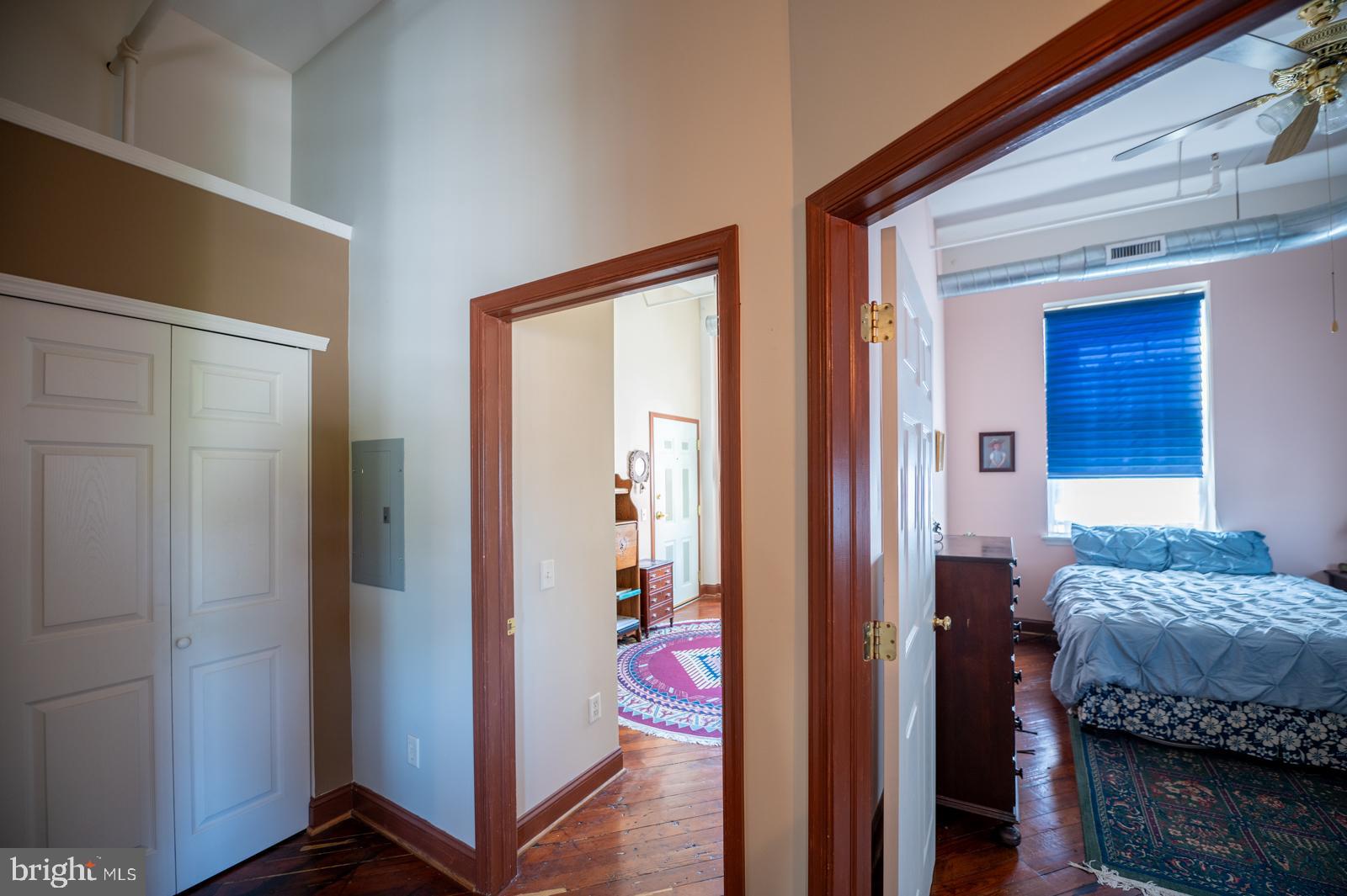 541 Washington AVENUE Unit: 301