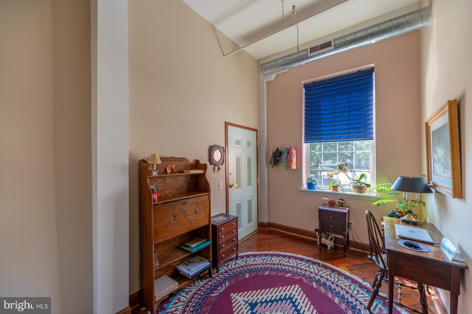 541 Washington AVENUE Unit: 301