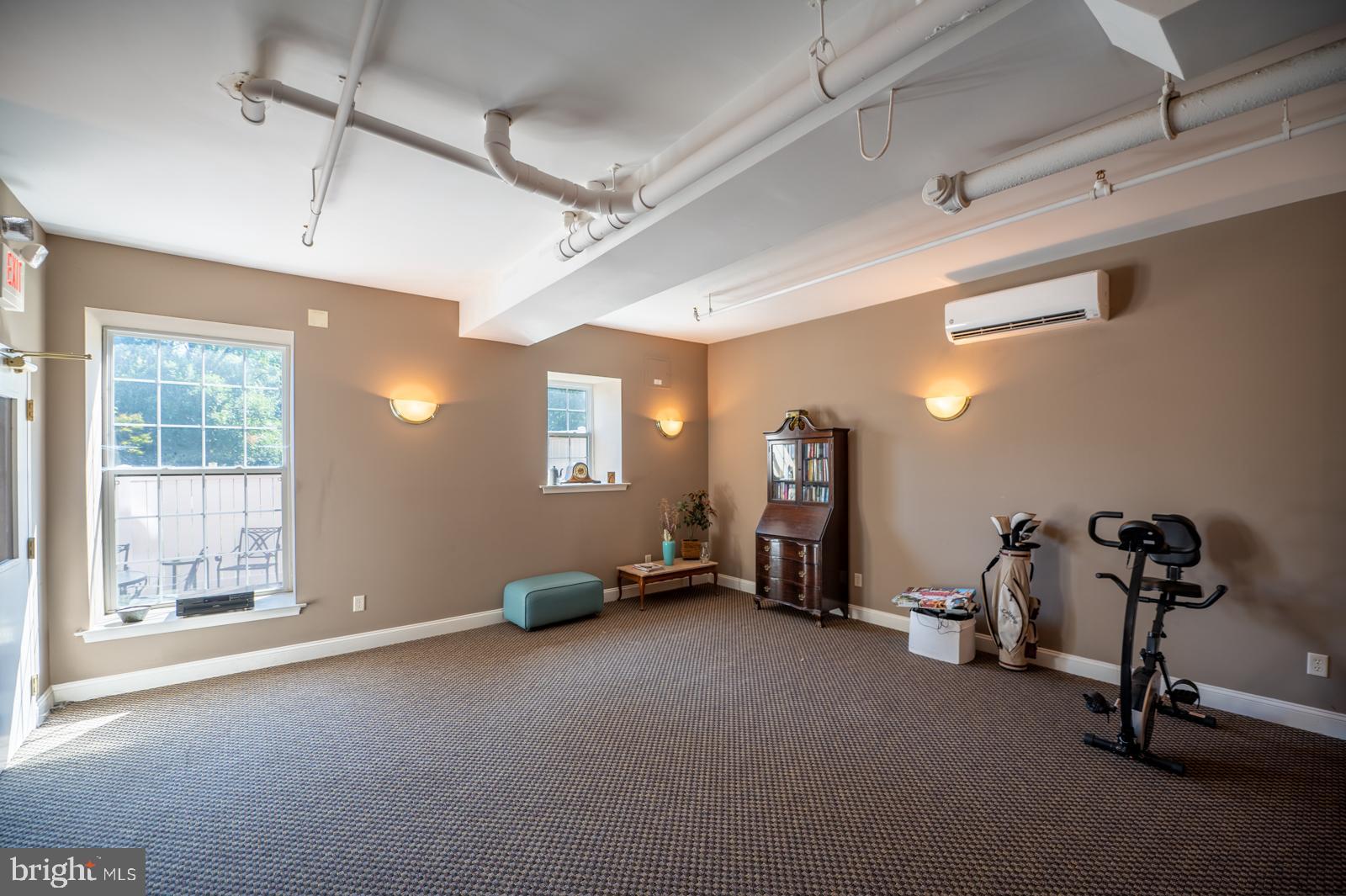 541 Washington AVENUE Unit: 301