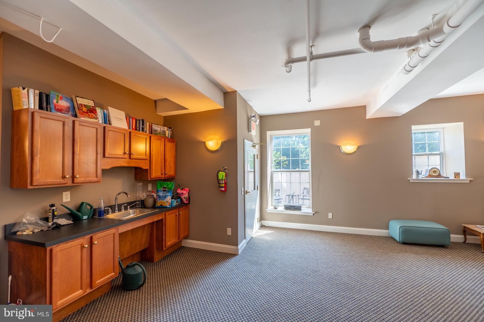 541 Washington AVENUE Unit: 301