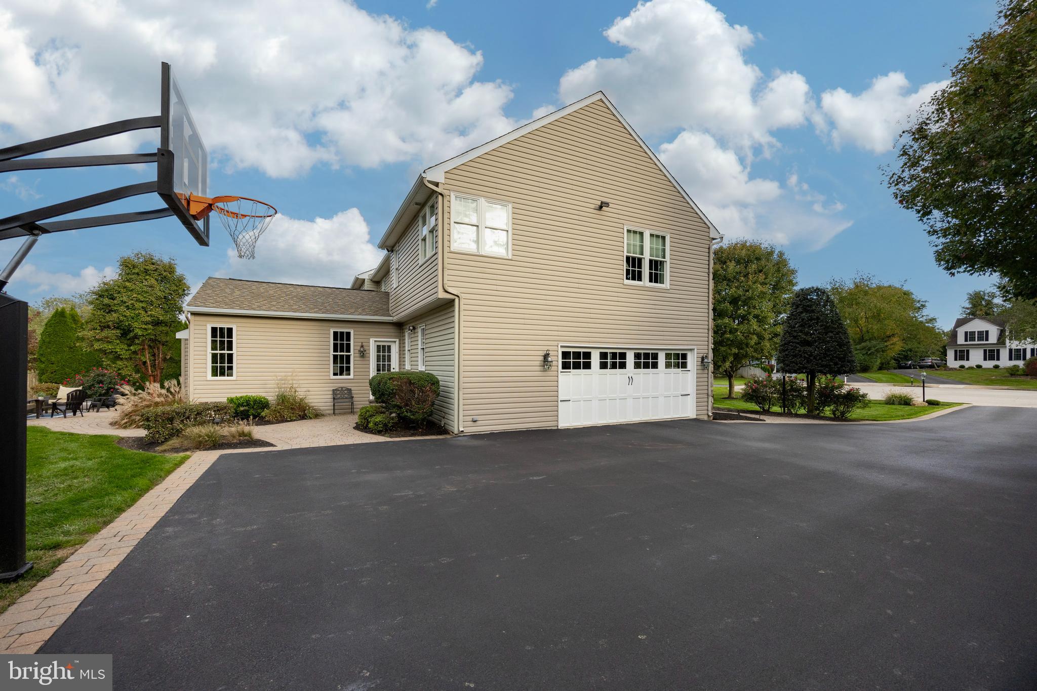 403 Prairie Lane