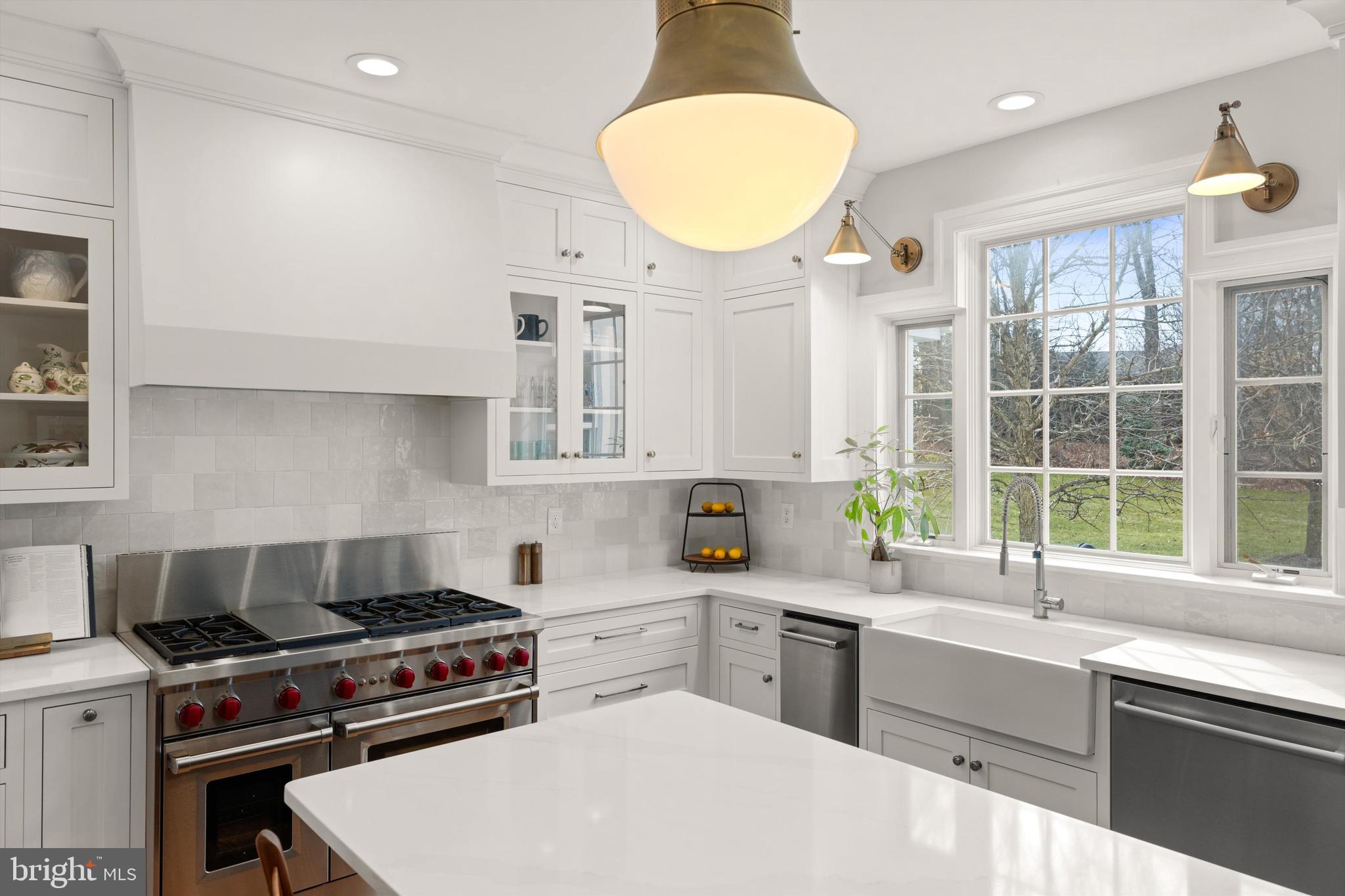 1061 Haverhill Rd