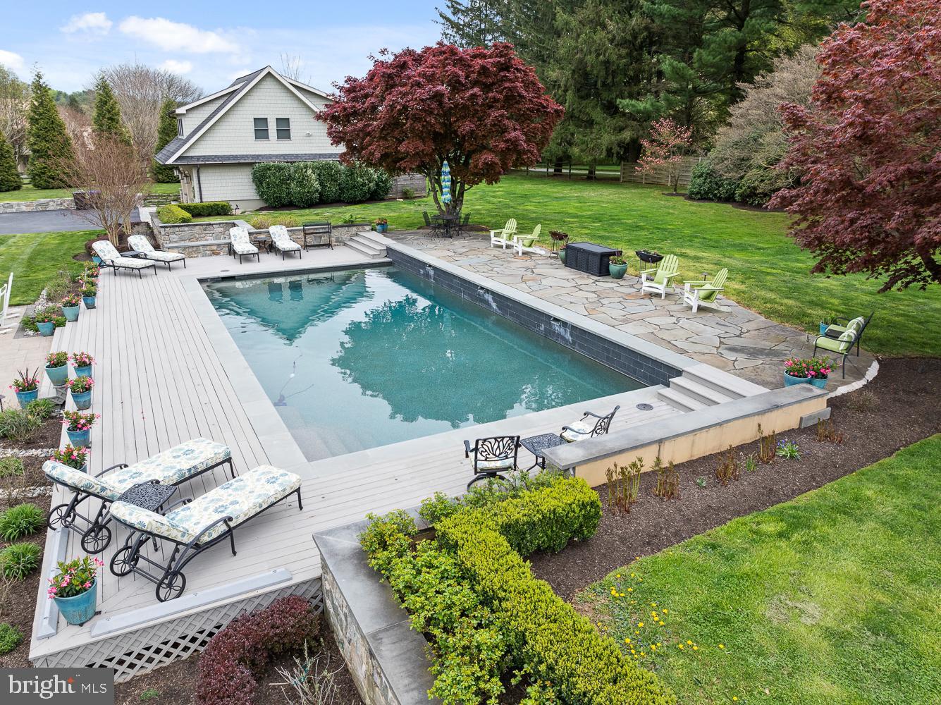 343 Boot Rd