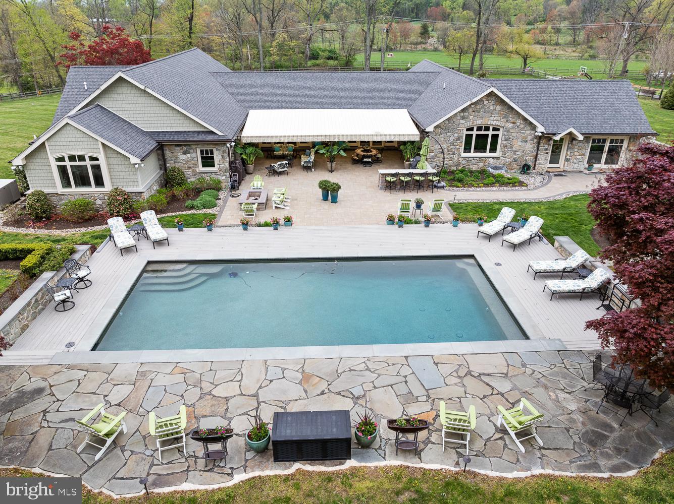 343 Boot Rd