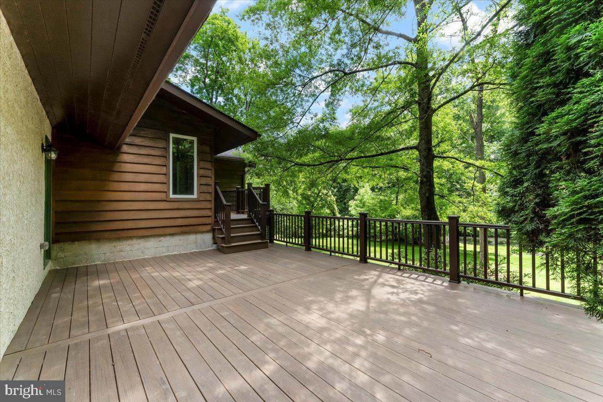 1012 Garrett Mill Rd