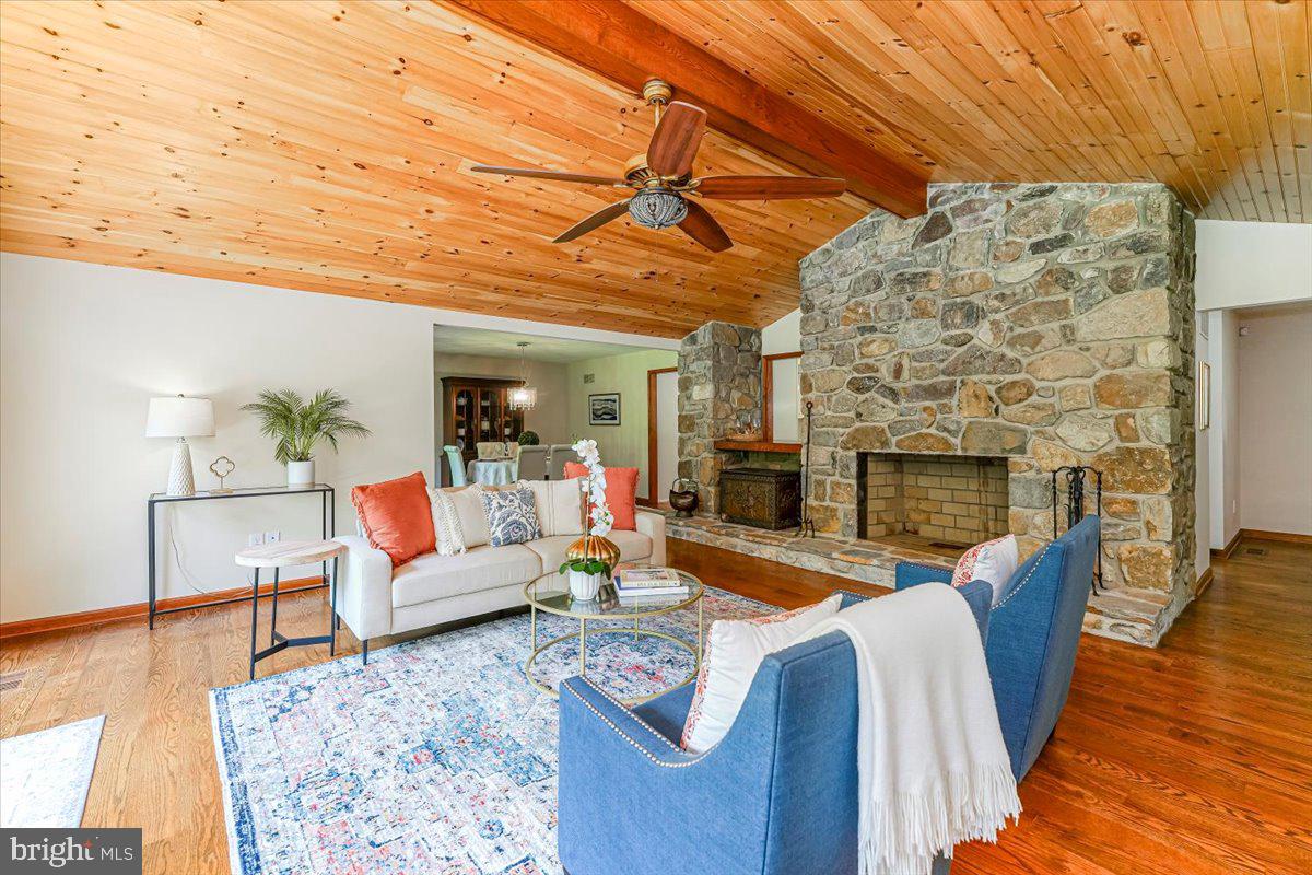 1012 Garrett Mill Rd