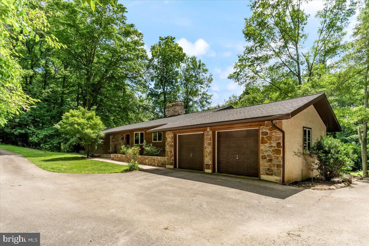1012 Garrett Mill Rd