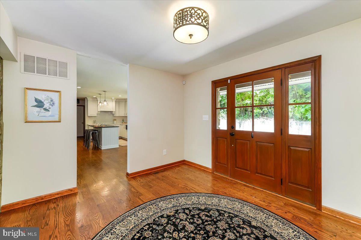 1012 Garrett Mill Rd